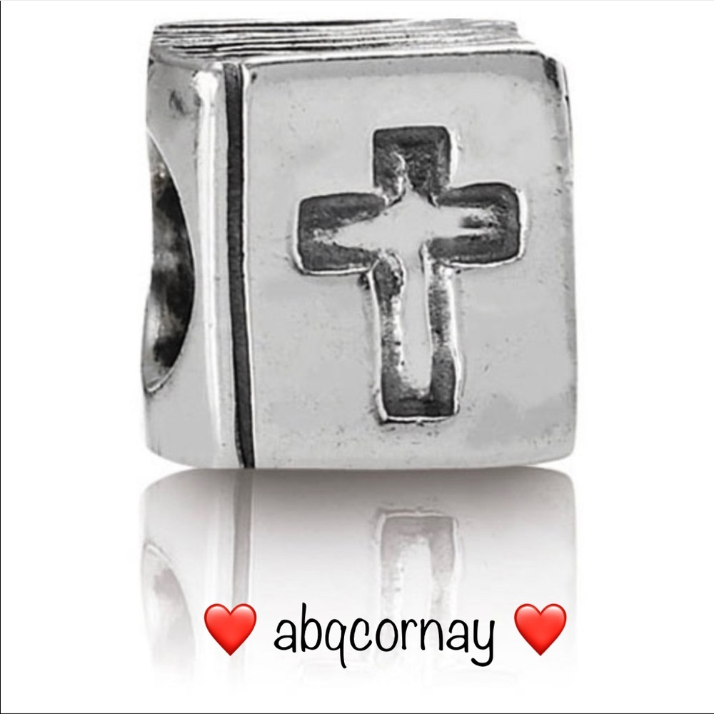 🚨 SALE 🚨 EUC Pandora 790261 Sterling Silver Bible with Cross Religious Charm